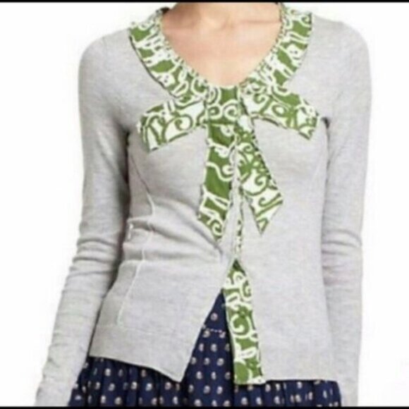 ANTHROPOLOGIE Moth I Grey I Sweater Cardigan I Green Bow - Picture 2 of 13